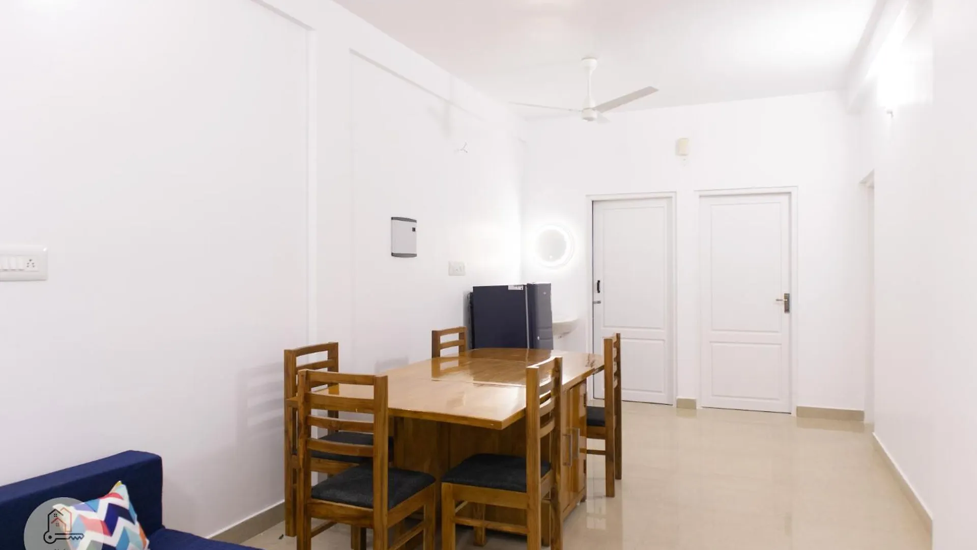 The Urban Loft, Edappally Kochi 0*,  Indie